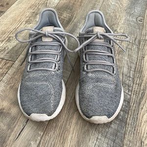 Women’s adidas tennis shoes